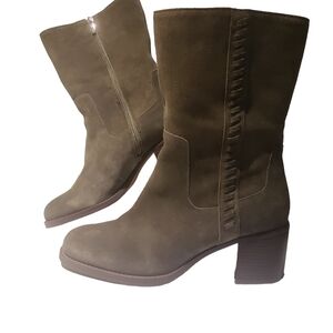 Vince Camuto Olive Suede Heeled Boots Sz.11 Wide